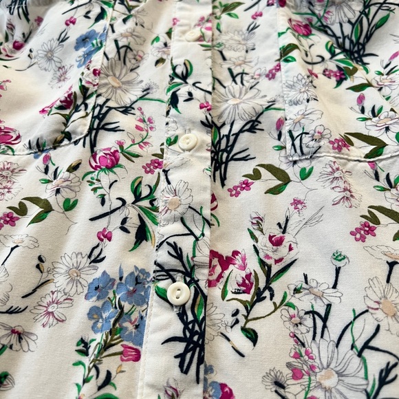 Women’s H&M Button Down Long Sleeve Blouse with Floral Print + Front Poc… - Picture 5 of 10